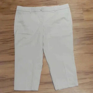 Loft Original Crop Size 14P NWT